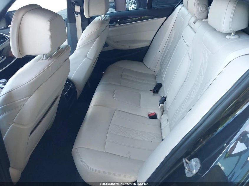 BMW 540 M SPORTPACKAGE| HARMAN/KARDON| HUD, снимка 10 - Автомобили и джипове - 56718754