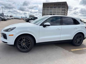 Porsche Cayenne AWD  CARFAX, снимка 2