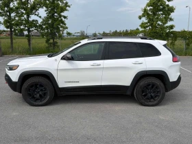 Jeep Cherokee * Trailhawk * CARFAX * БЕЗ ПЪРВОНАЧАЛНА ВНОСКА, снимка 2