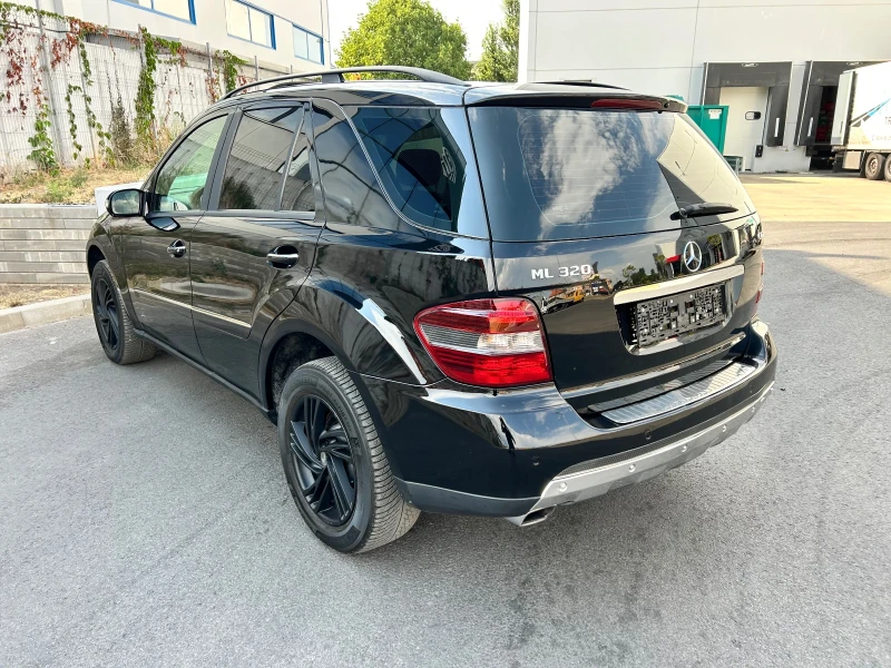 Mercedes-Benz ML 320 CDI OFF-ROAD, снимка 2 - Автомобили и джипове - 46986597