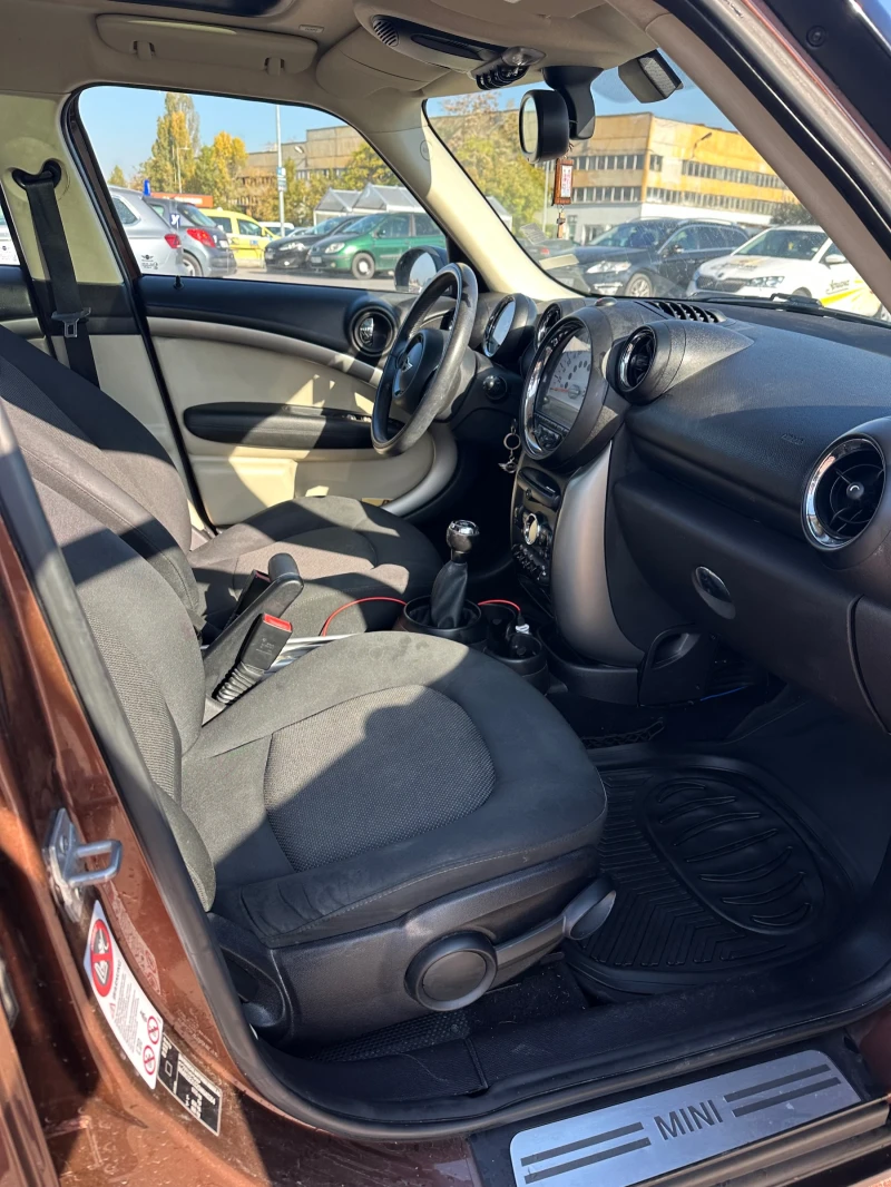 Mini Countryman 1.6i 122к.с EURO 6!, снимка 13 - Автомобили и джипове - 47736062