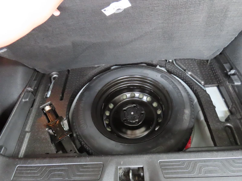 Renault Kadjar 2017 г. 4x4 131 к.с., снимка 10 - Автомобили и джипове - 52112190