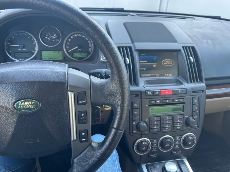 Land Rover Freelander 2.2 TD4 Автоматик, снимка 4 - Автомобили и джипове - 52637471