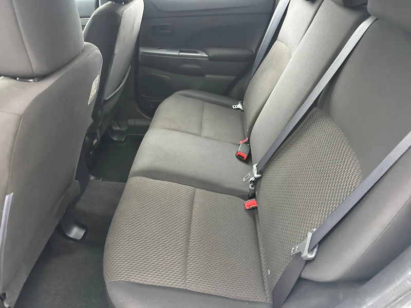 Mitsubishi ASX 1, 6 D-114 k.s., снимка 13 - Автомобили и джипове - 52344831