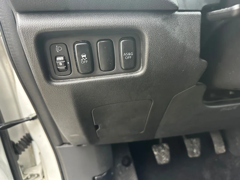 Mitsubishi ASX 1, 6 D-114 k.s., снимка 12 - Автомобили и джипове - 52344831