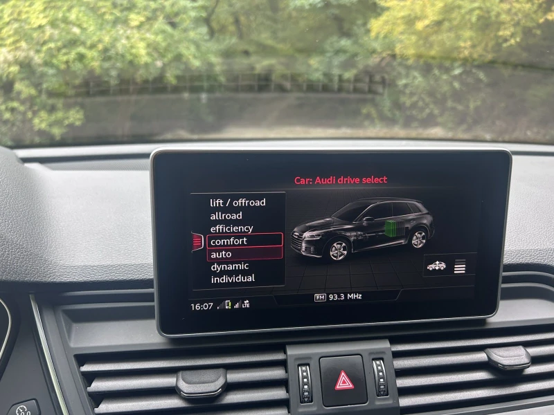 Audi Q5, снимка 13 - Автомобили и джипове - 52472277