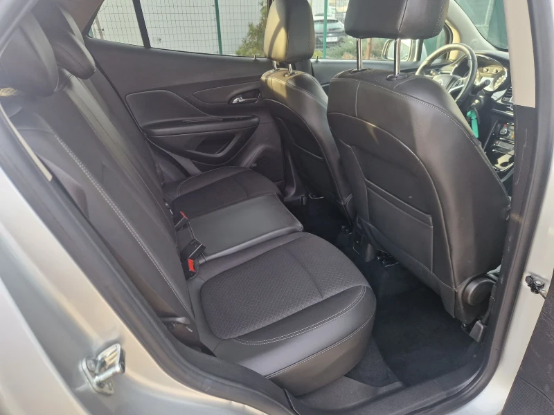 Opel Mokka 1.4i  turbo 4x4 , снимка 9 - Автомобили и джипове - 52838535