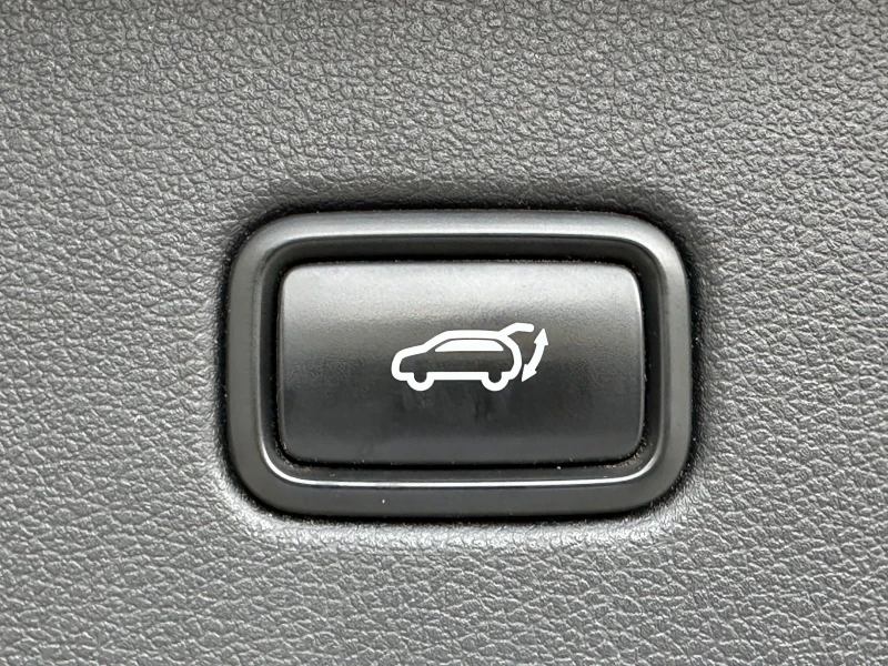 Hyundai Tucson 2.0 CRDI/4x4/Автоматик/Панорама/Кожа/Швейцария , снимка 15 - Автомобили и джипове - 53000931