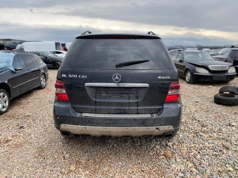 Mercedes-Benz ML 320 На части 642, снимка 4 - Автомобили и джипове - 27981984