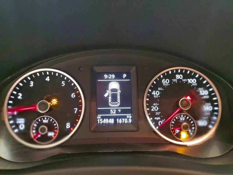 VW Tiguan 2.0L 4 All wheel drive, снимка 12 - Автомобили и джипове - 53224718