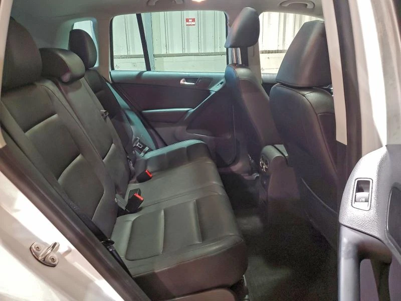 VW Tiguan 2.0L 4 All wheel drive - изображение 3