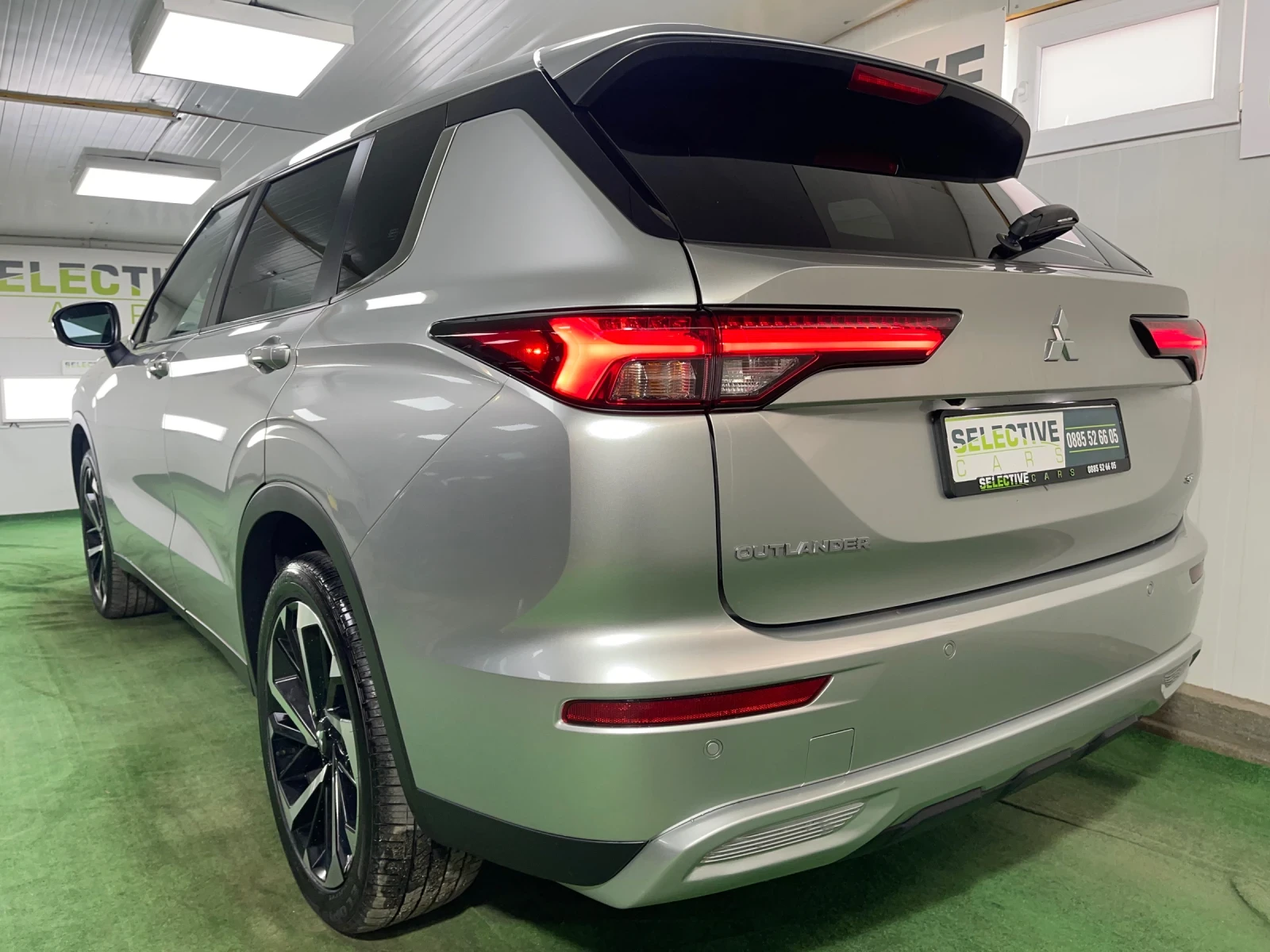 Mitsubishi Outlander * 10 000km* AWD - изображение 6