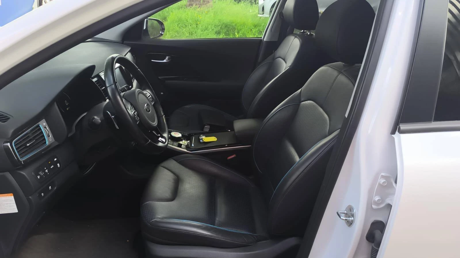 Kia Niro PREMIUM 64KW 204КС - изображение 8