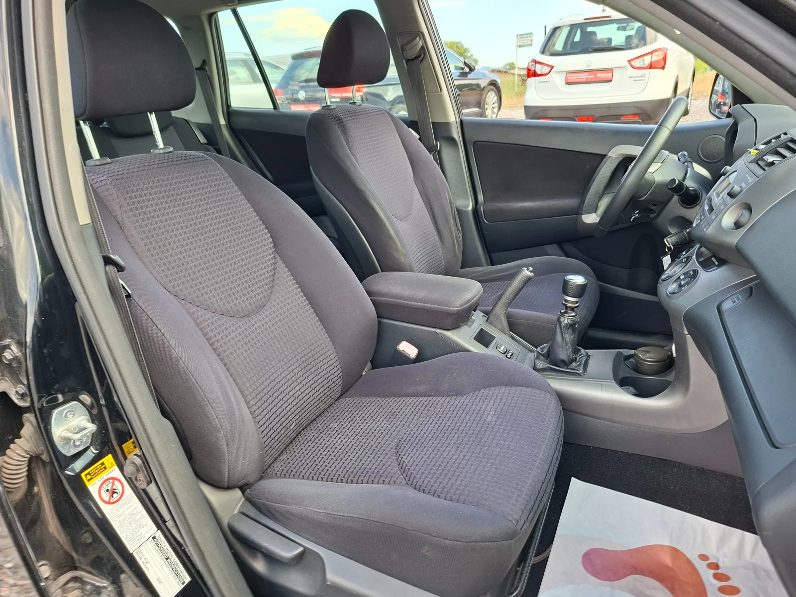 Toyota Rav4 2.2D* 6-Speed.* 36м. х 153EUR. * , снимка 15 - Автомобили и джипове - 52212866