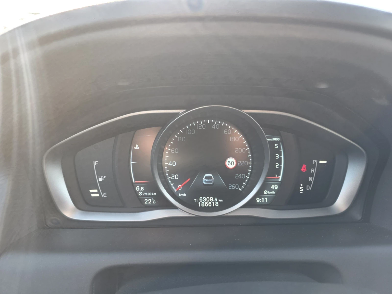 Volvo XC60 2.4 D5 AWD 215kc Лизинг, снимка 13 - Автомобили и джипове - 53814068