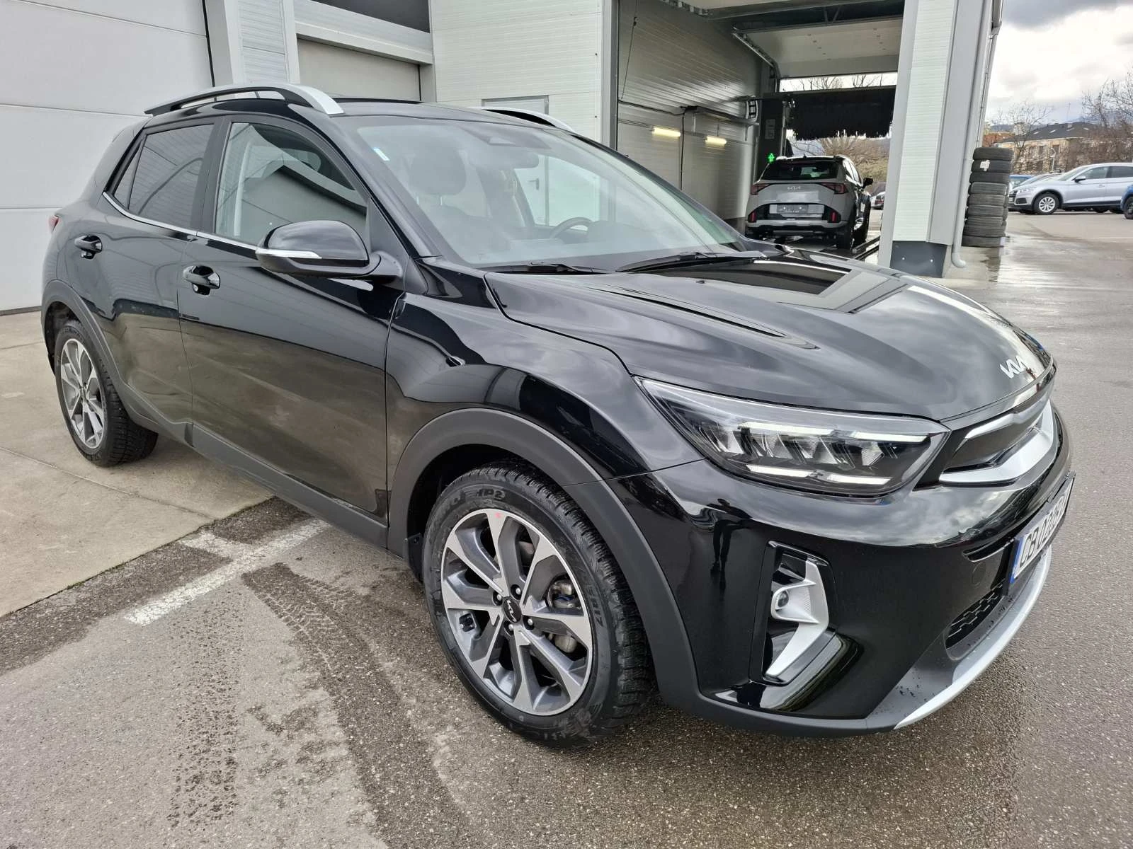 Kia Stonic 1.0 EX Турбо Гаранция, снимка 3 - Автомобили и джипове - 54108748