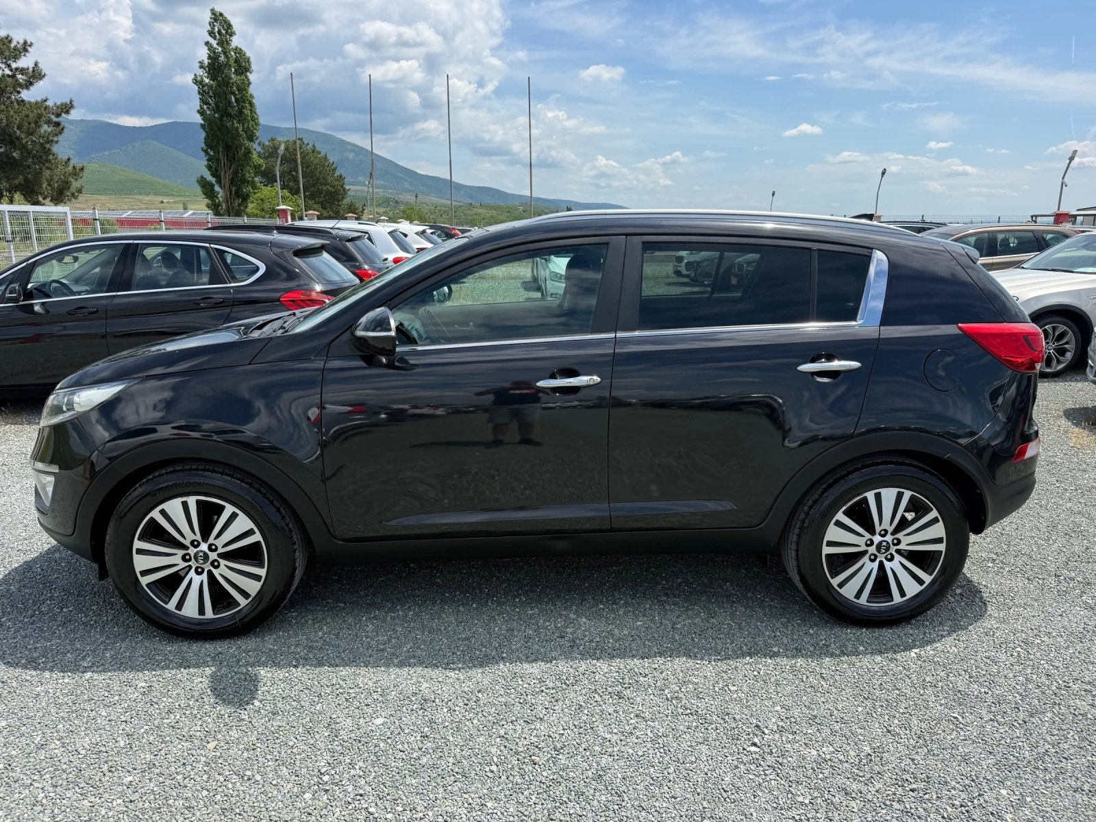 Kia Sportage (KATO НОВА), снимка 9 - Автомобили и джипове - 54552690