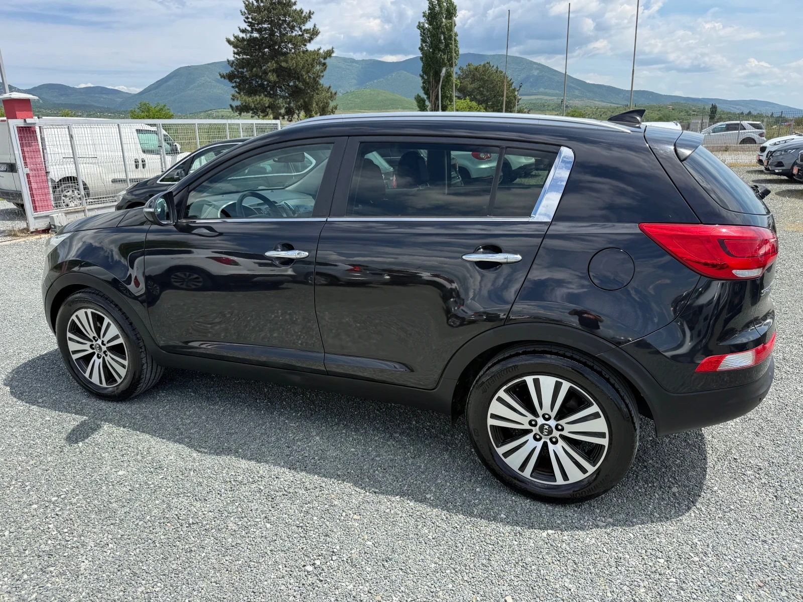 Kia Sportage (KATO НОВА), снимка 8 - Автомобили и джипове - 54552690