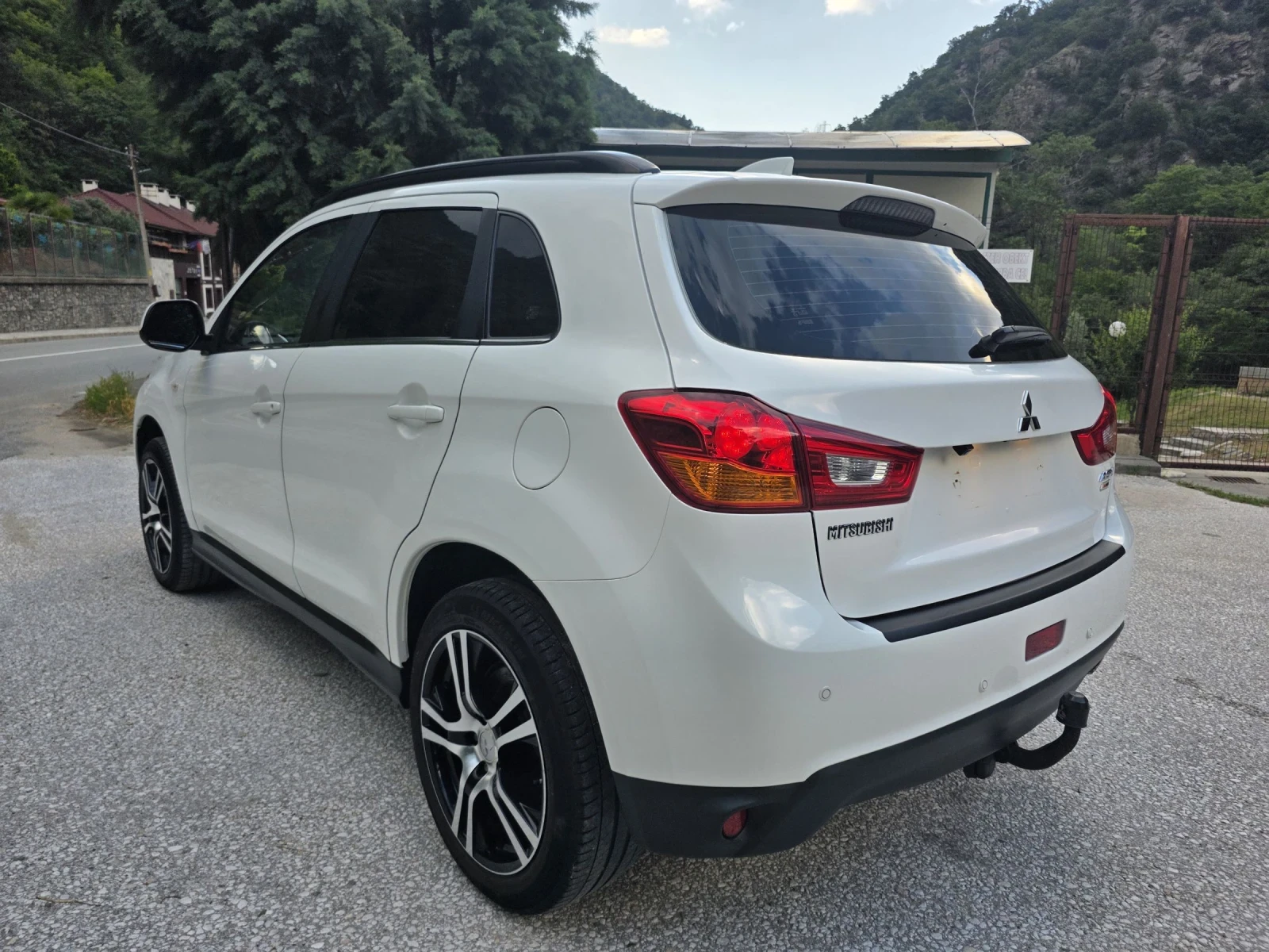 Mitsubishi ASX 2.2DID 150КС 4x4 Фейслифт Автоматик Камера Подгрев, снимка 5 - Автомобили и джипове - 54812710