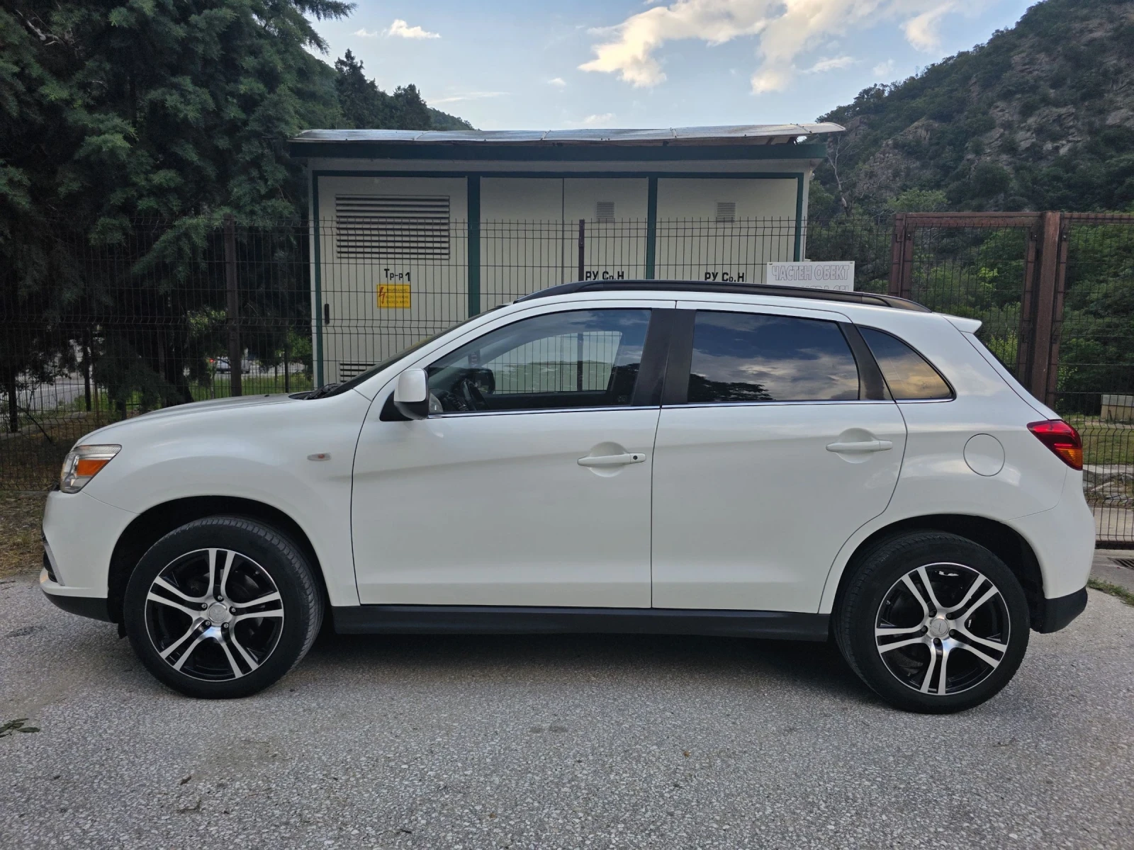 Mitsubishi ASX 2.2DID 150КС 4x4 Фейслифт Автоматик Камера Подгрев, снимка 7 - Автомобили и джипове - 54812710