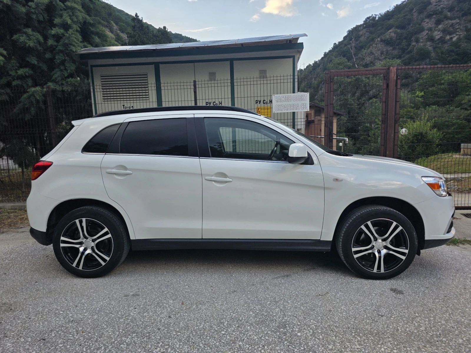 Mitsubishi ASX 2.2DID 150КС 4x4 Фейслифт Автоматик Камера Подгрев, снимка 8 - Автомобили и джипове - 54812710