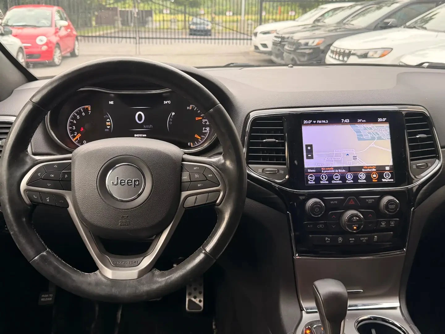 Jeep Grand cherokee ALTITUDE ЦЕНА ДО БЪЛГАРИЯ АВТОКРЕДИТ, снимка 8 - Автомобили и джипове - 55525676