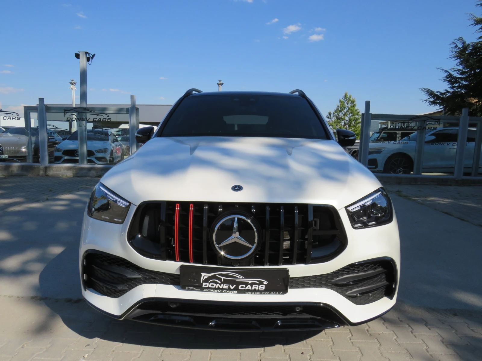 Mercedes-Benz GLE 53 4MATIC * PANORAMA SOFT CLOSE BURMESTER 360  FULL* , снимка 2 - Автомобили и джипове - 55542236