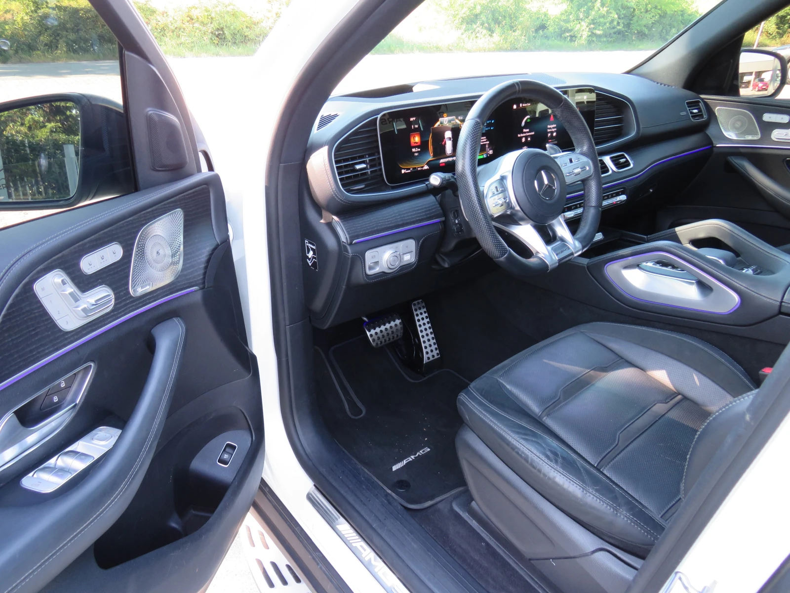 Mercedes-Benz GLE 53 4MATIC * PANORAMA SOFT CLOSE BURMESTER 360  FULL* , снимка 9 - Автомобили и джипове - 55542236