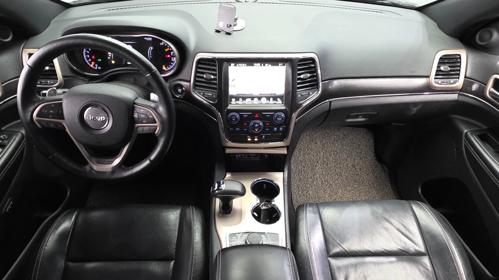 Jeep Grand cherokee 3.6 Limited * ОБДУХ * ПАНО * КАМЕРА, снимка 6 - Автомобили и джипове - 55625841