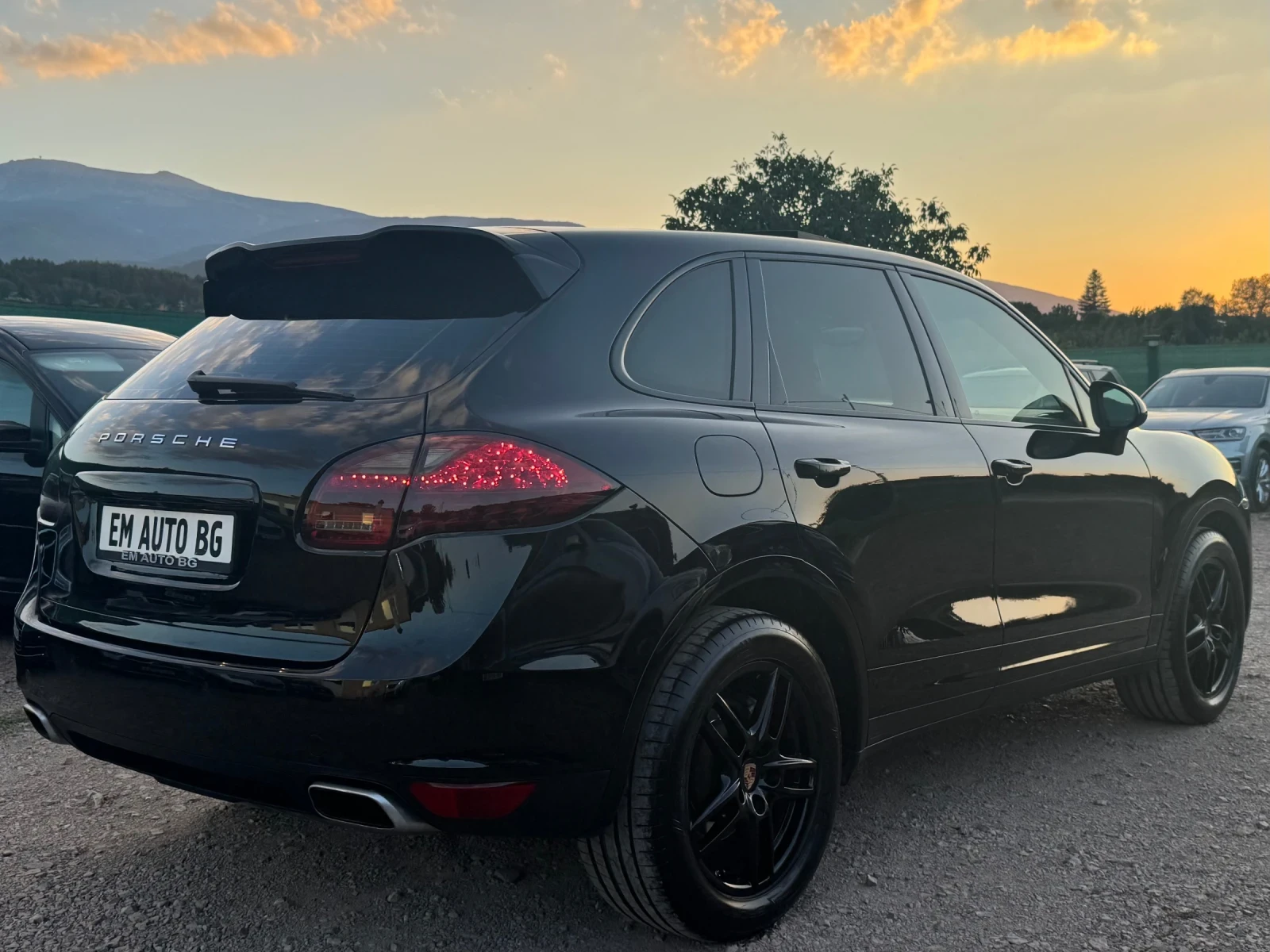 Porsche Cayenne 3.0d 245hp, снимка 4 - Автомобили и джипове - 55626378