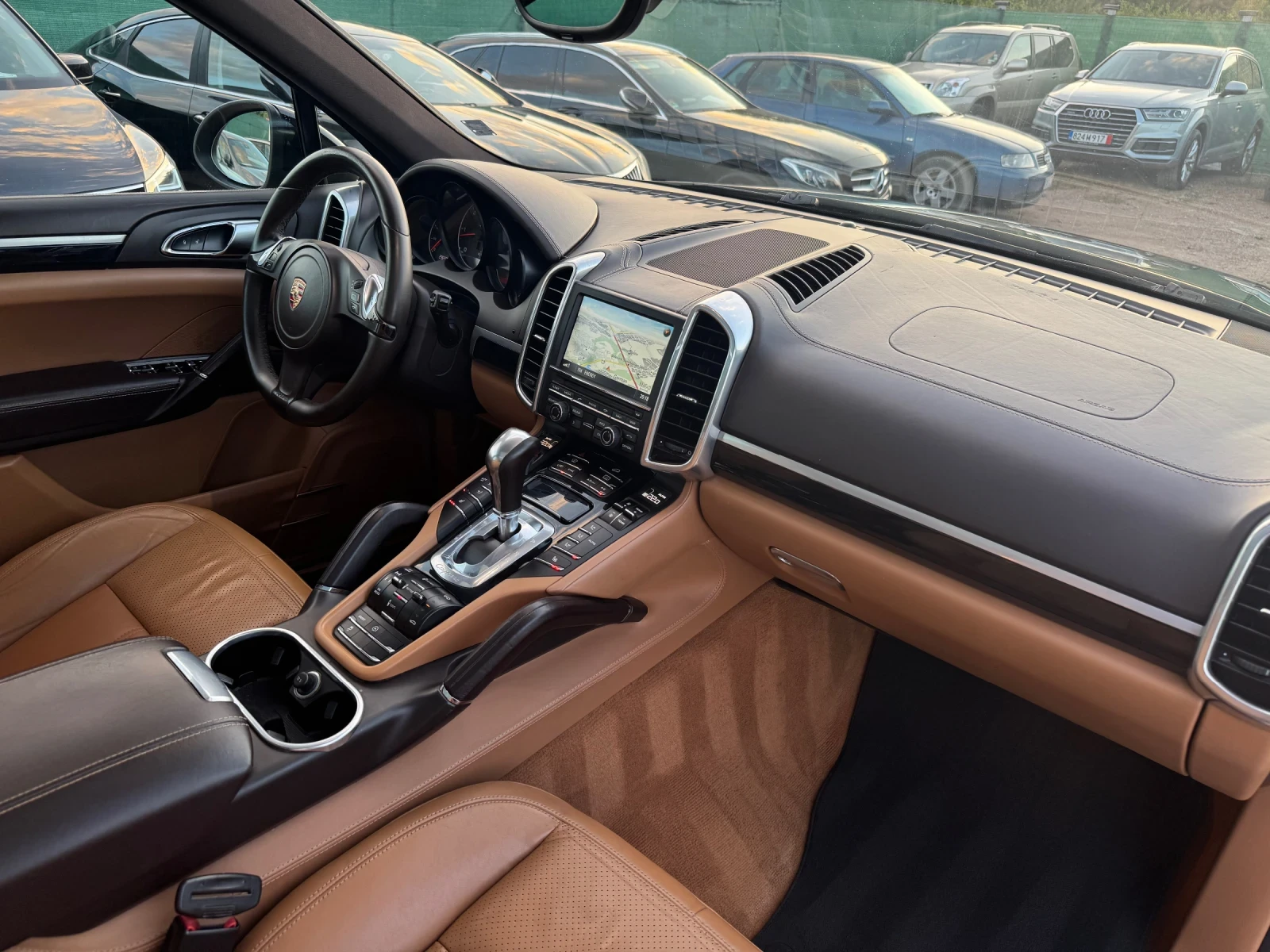 Porsche Cayenne 3.0d 245hp, снимка 13 - Автомобили и джипове - 55626378