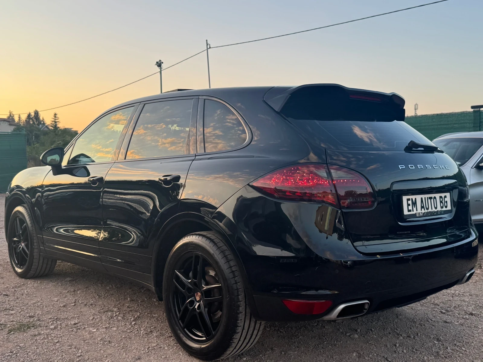 Porsche Cayenne 3.0d 245hp, снимка 5 - Автомобили и джипове - 55626378