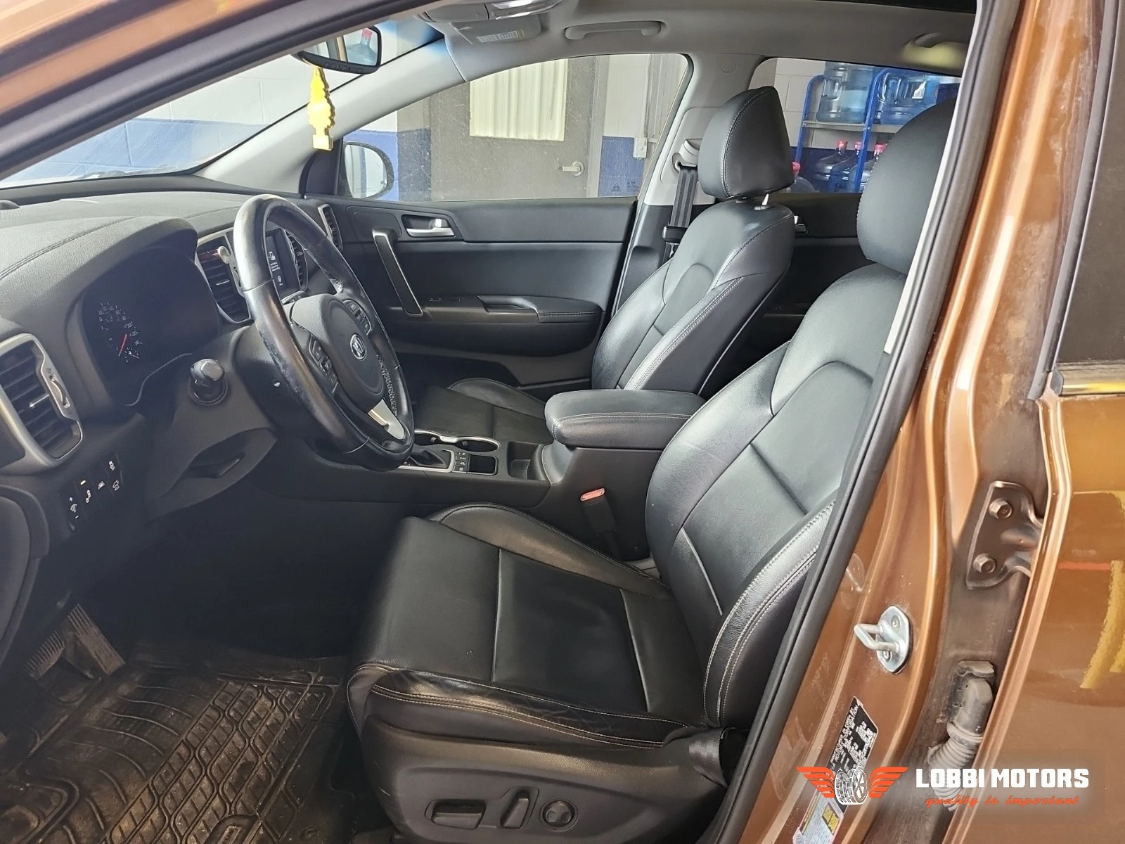Kia Sportage, снимка 3 - Автомобили и джипове - 55928913