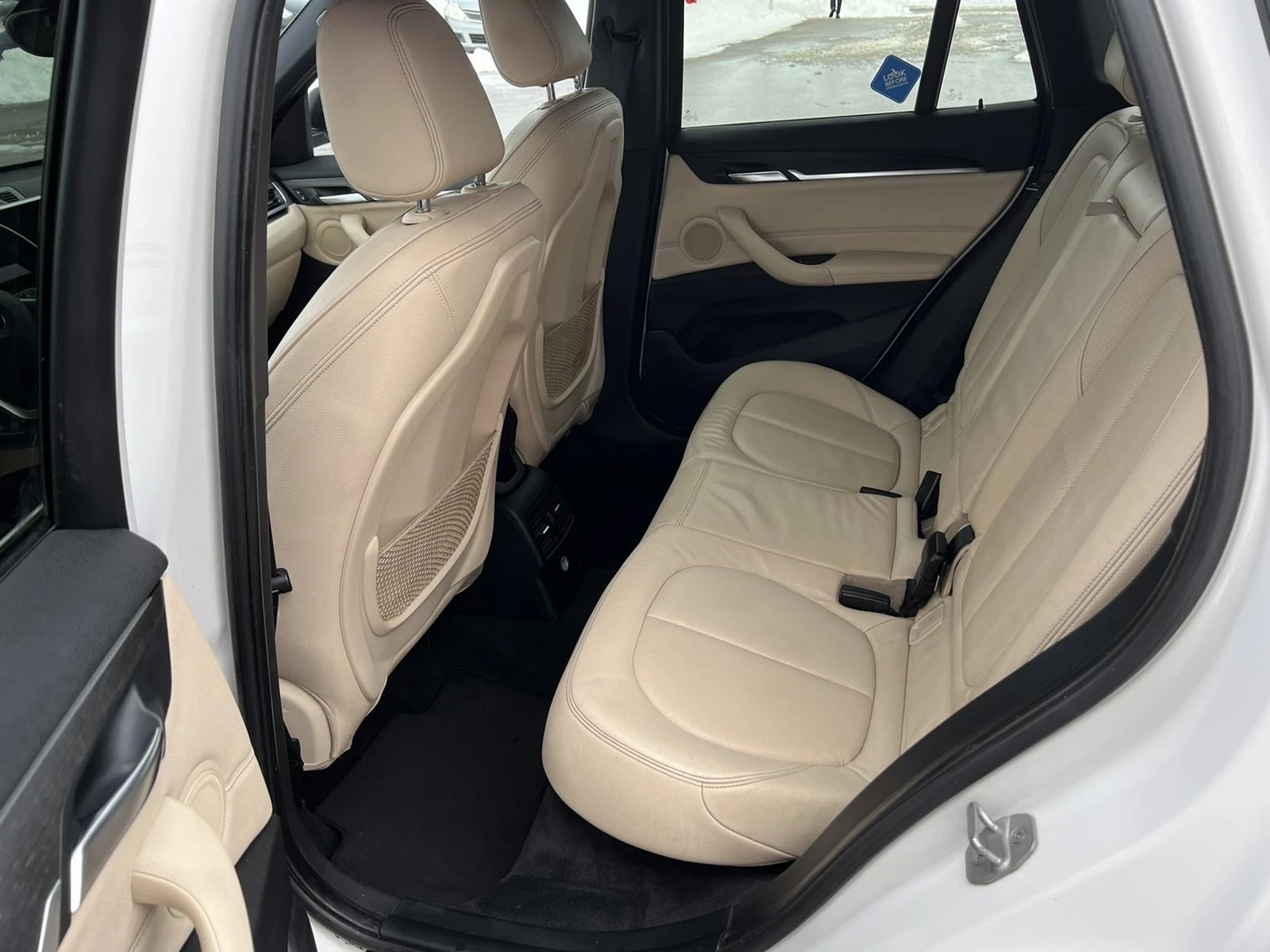 BMW X1 28i xDrive, снимка 2 - Автомобили и джипове - 56620328