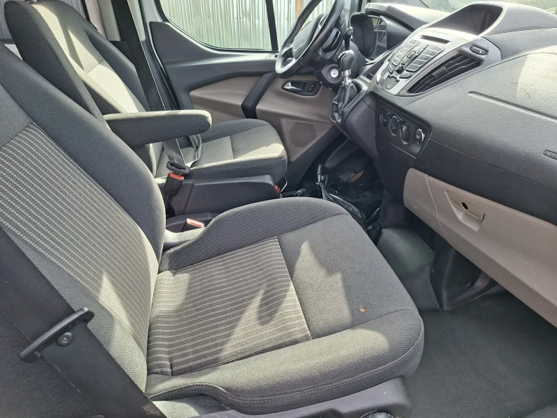 Ford Transit Custom, снимка 8 - Бусове и автобуси - 52539070