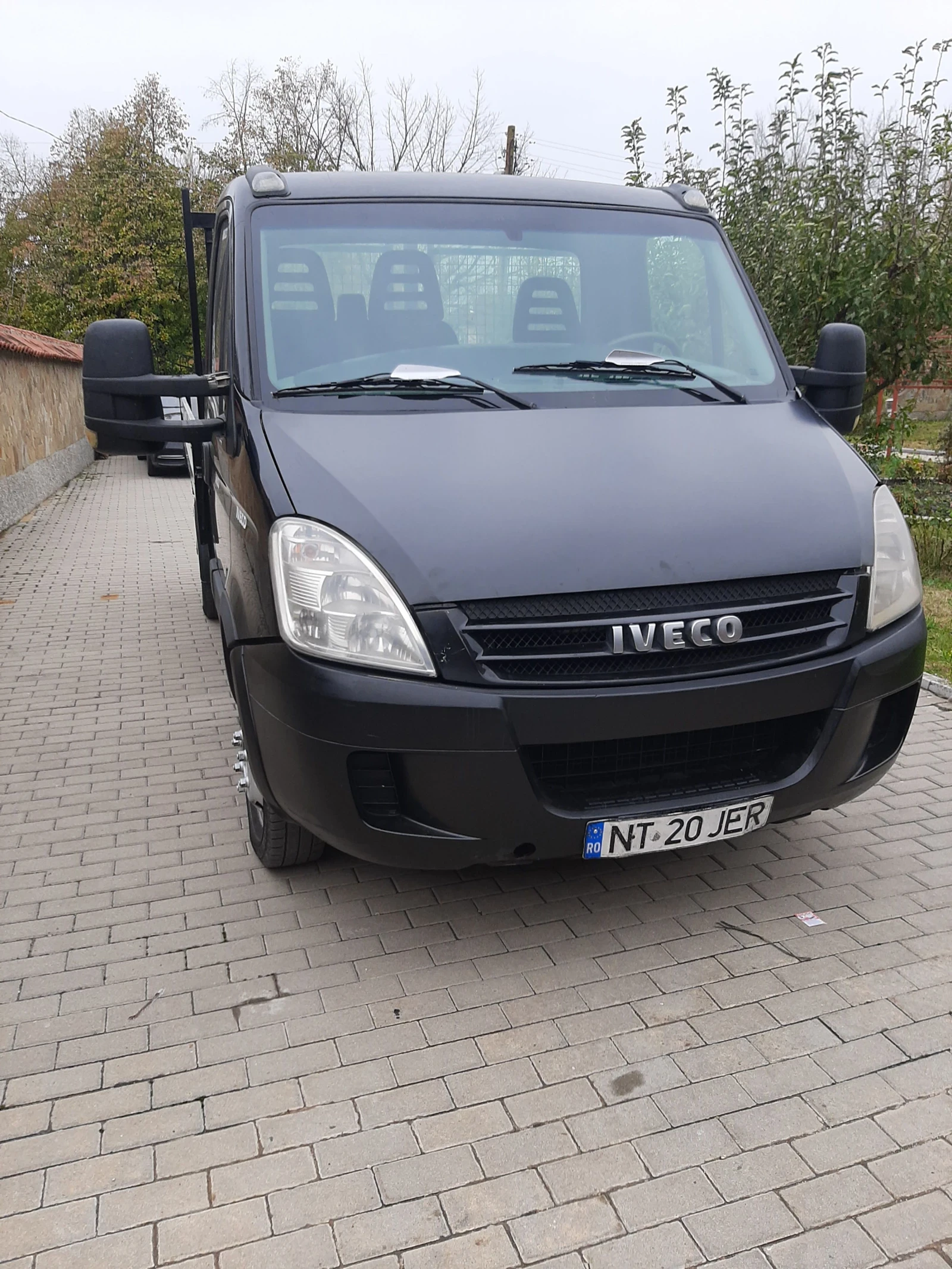 Iveco Daily Тристранен самосвал  - изображение 4