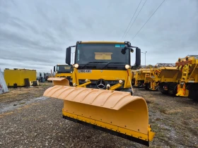     Mercedes-Benz Arocs 44
