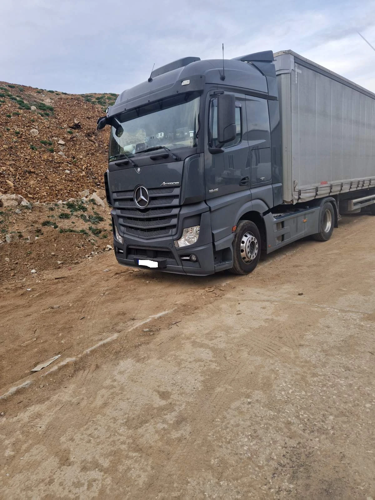 Mercedes-Benz Actros  - изображение 4