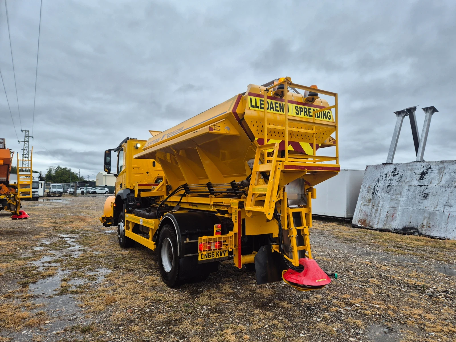 Mercedes-Benz Arocs 4х4 - изображение 7