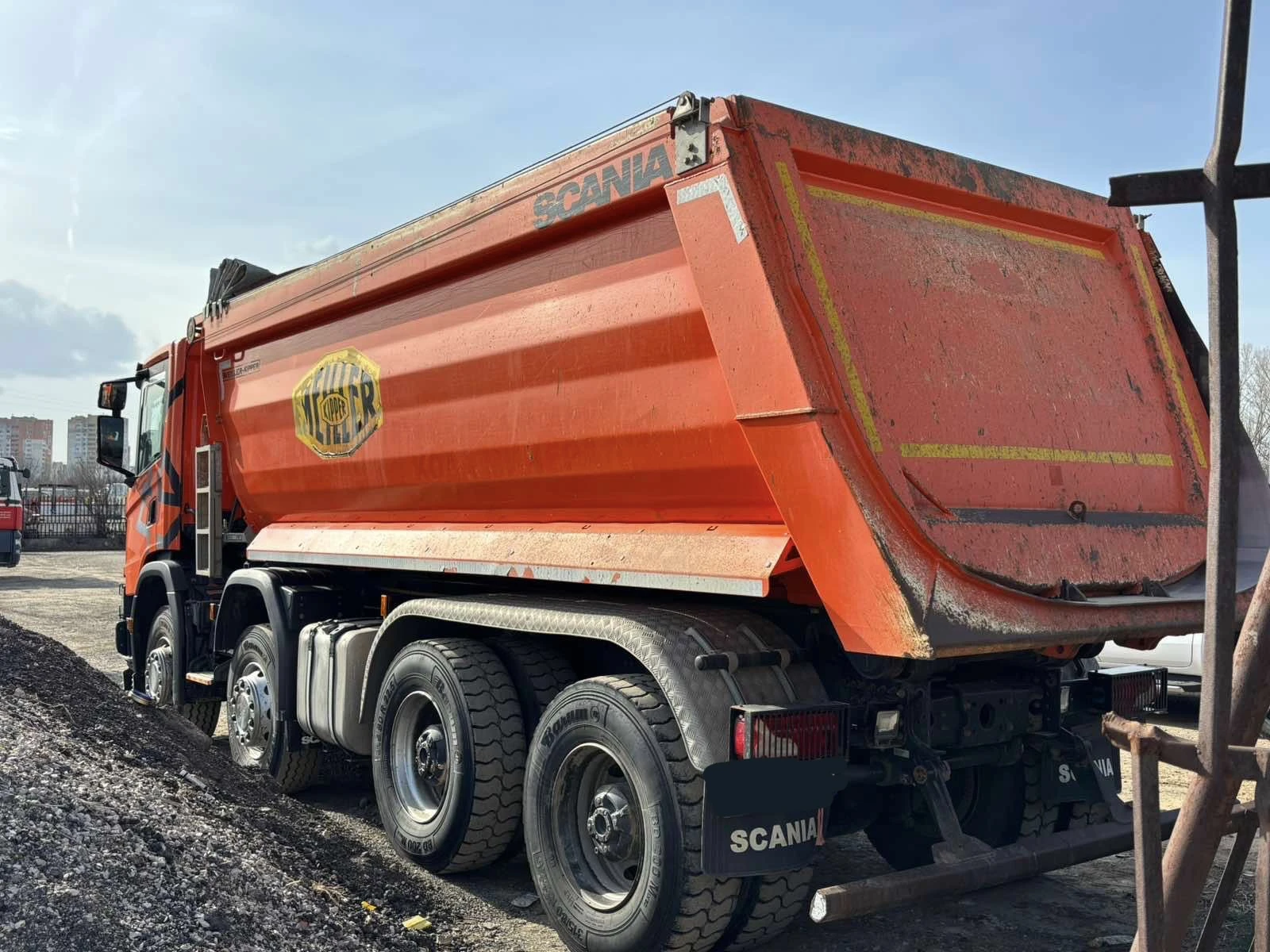 Scania G 410 XT MEILLER КОШ ЛИЗИНГ, снимка 4 - Камиони - 54061244