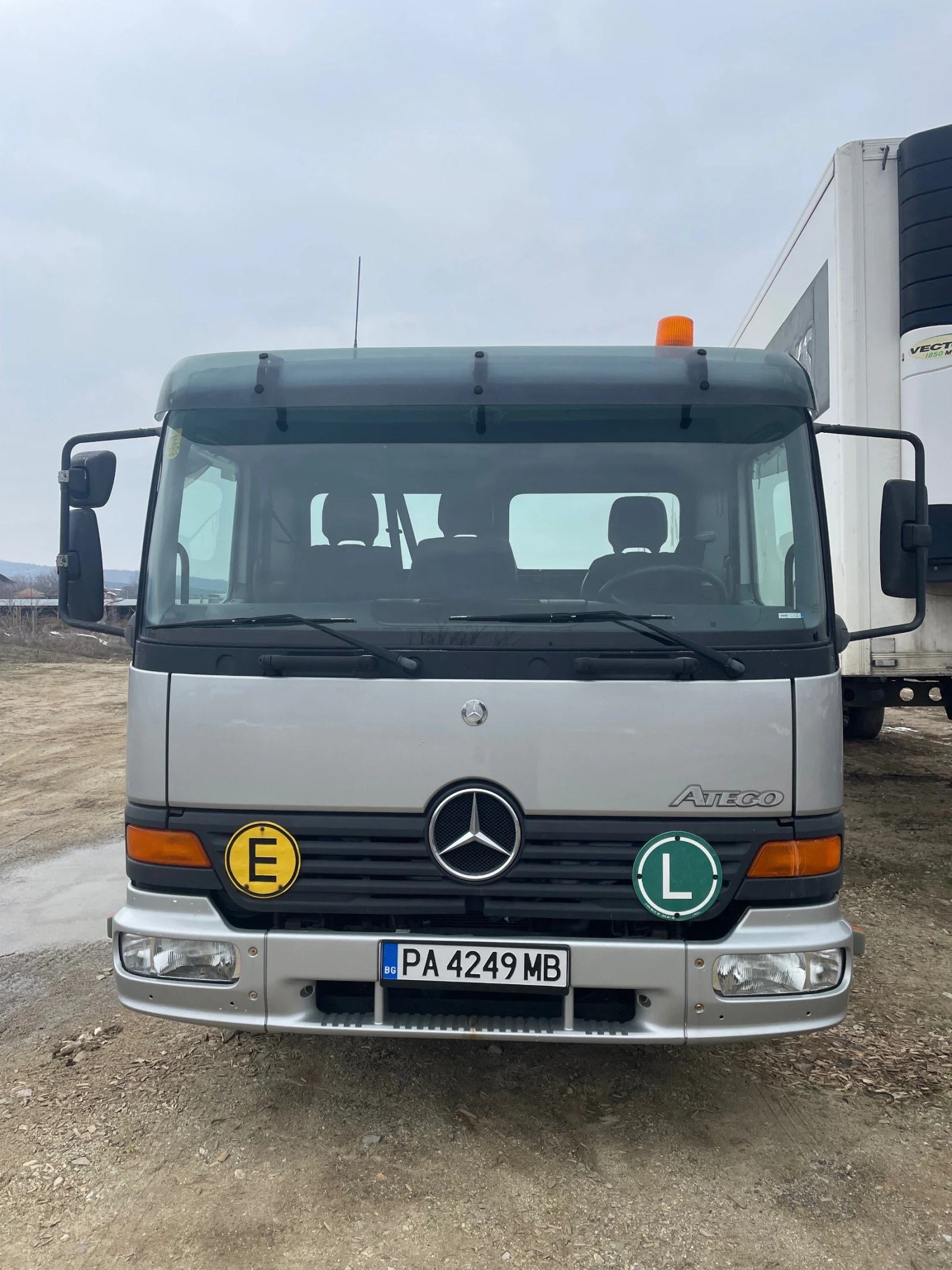 Mercedes-Benz Atego 818L специален