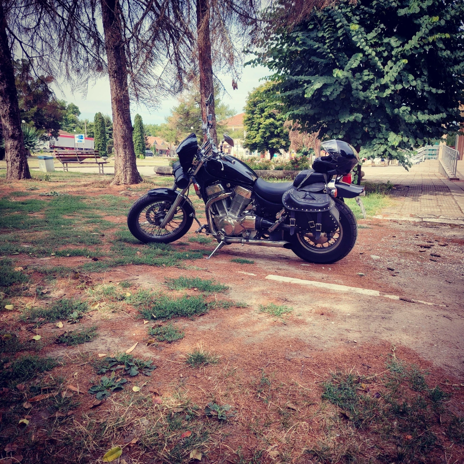 Suzuki Intruder, снимка 11 - Мотоциклети и мототехника - 56646343