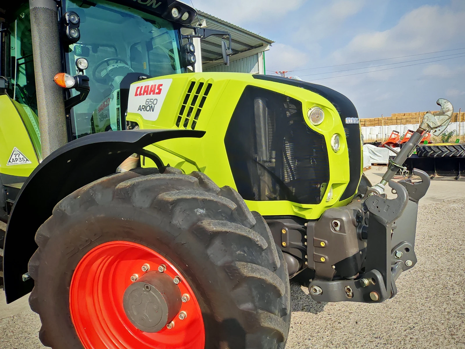 Трактор Claas Arion 650 лизинг с първоначална вноска 20 % - изображение 4
