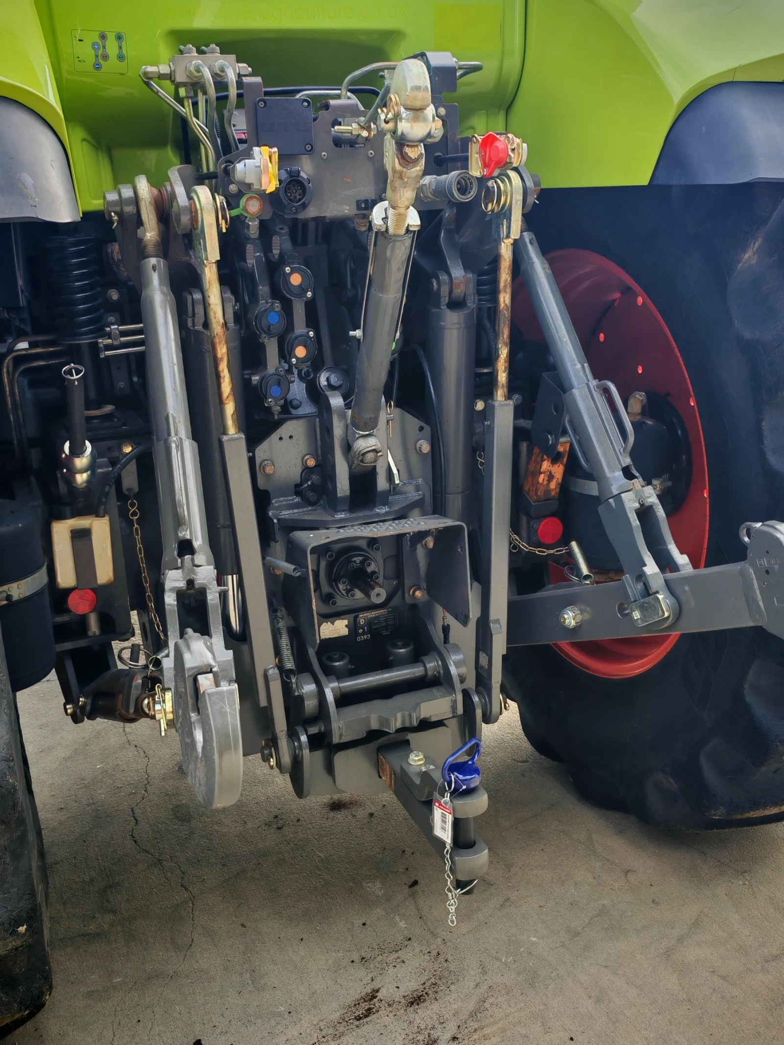 Трактор Claas Arion 650 лизинг с първоначална вноска 20 % - изображение 8