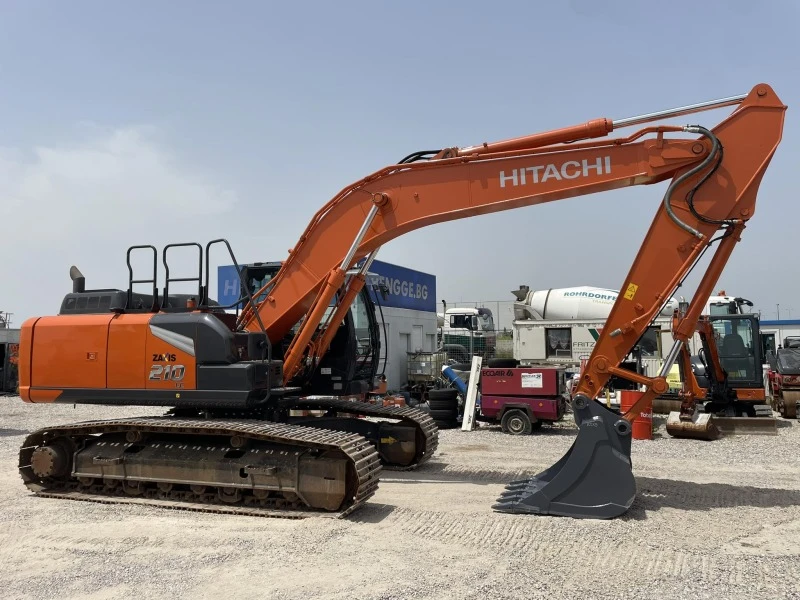 Багер Hitachi ZX 210 LC-7, снимка 3 - Индустриална техника - 46142194