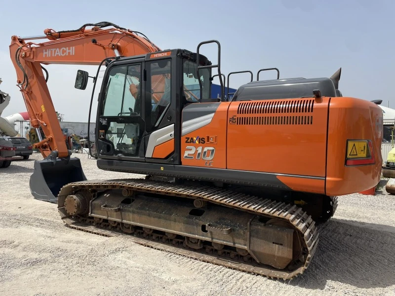 Багер Hitachi ZX 210 LC-7, снимка 5 - Индустриална техника - 46142194