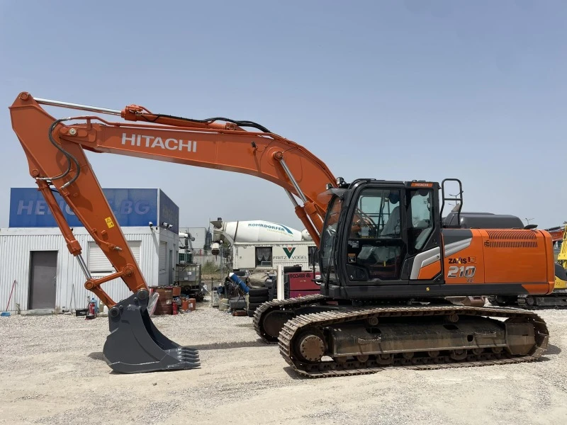 Багер Hitachi ZX 210 LC-7, снимка 10 - Индустриална техника - 46142194