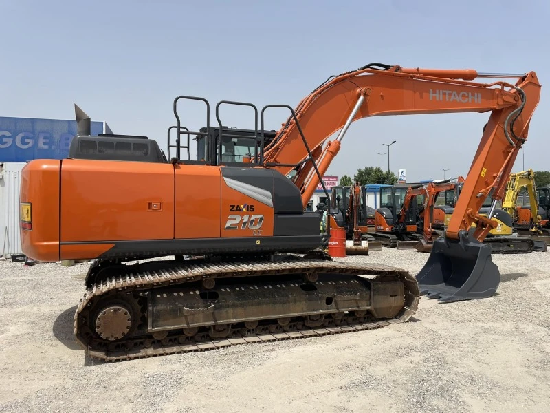 Багер Hitachi ZX 210 LC-7, снимка 8 - Индустриална техника - 46142194