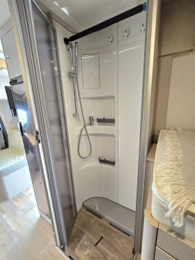 Кемпер HYMER / ERIBA S 685, 3500 kг. KЛИМАТИК, Солар, SАТ, снимка 12