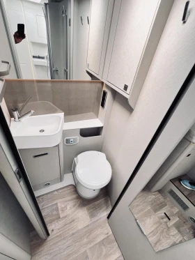 Кемпер HYMER / ERIBA S 685, 3500 kг. KЛИМАТИК, Солар, SАТ, снимка 13